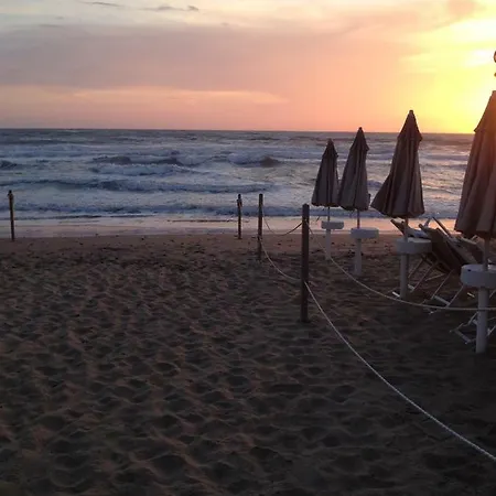 Affittacamere La Zattera San Vincenzo